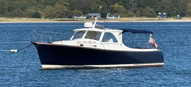 Port view of Reverie on her mooring